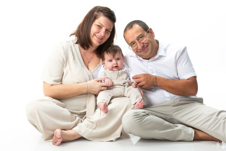 Photographe enfants bas-âge bébé - Chatte Isère