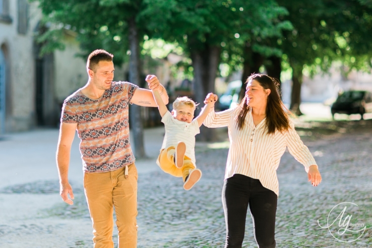 Séance famille en extérieur - Photographe sur Saint-Marcellin/Saint-Sauveur